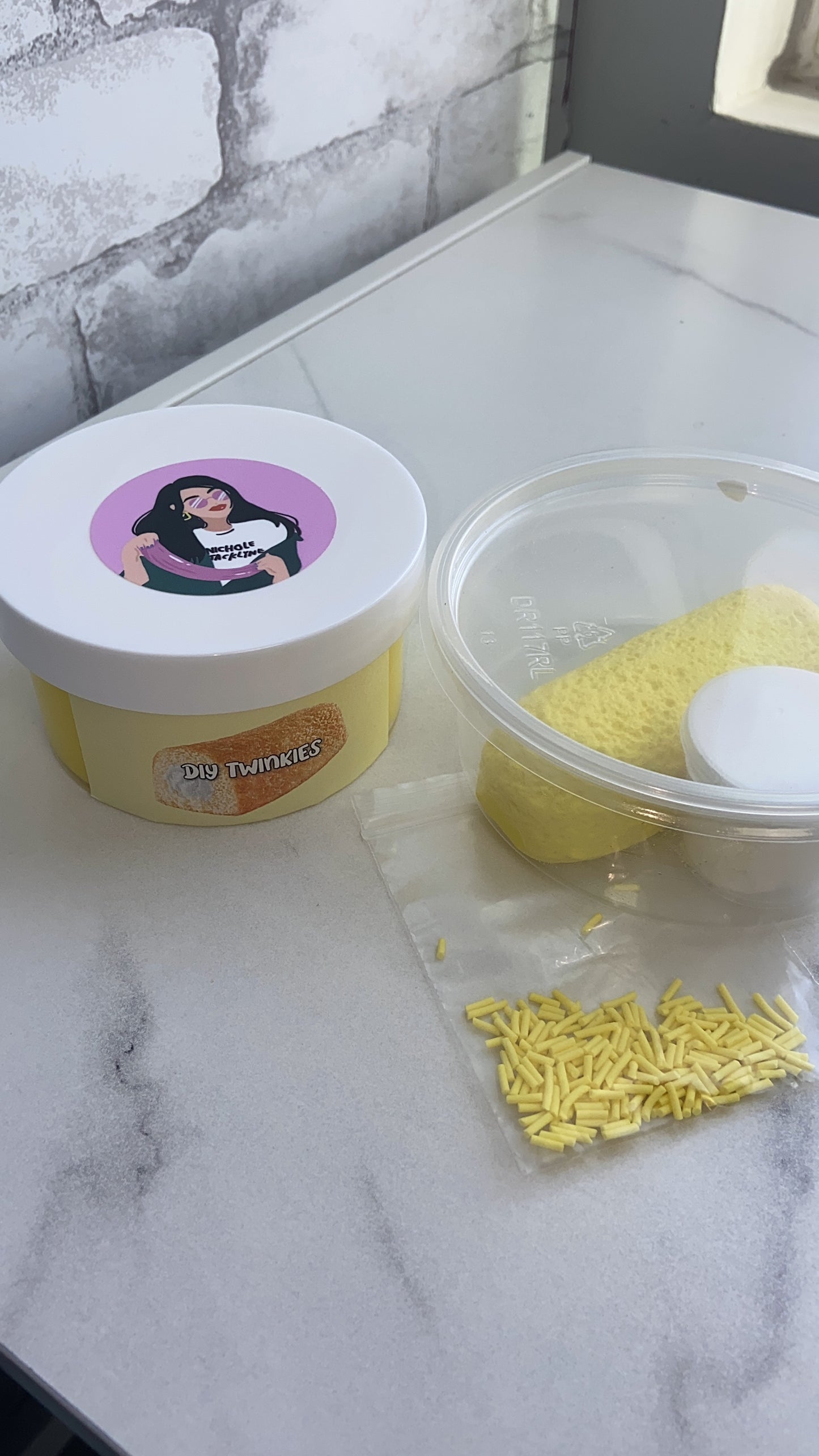 DIY Twinkie Slime: Slime DIY Kit